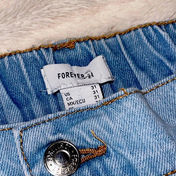 NWT FOREVER 21 CUFFED DENIM JOGGERS!! brand new⭐️ - Picture 2 of 4